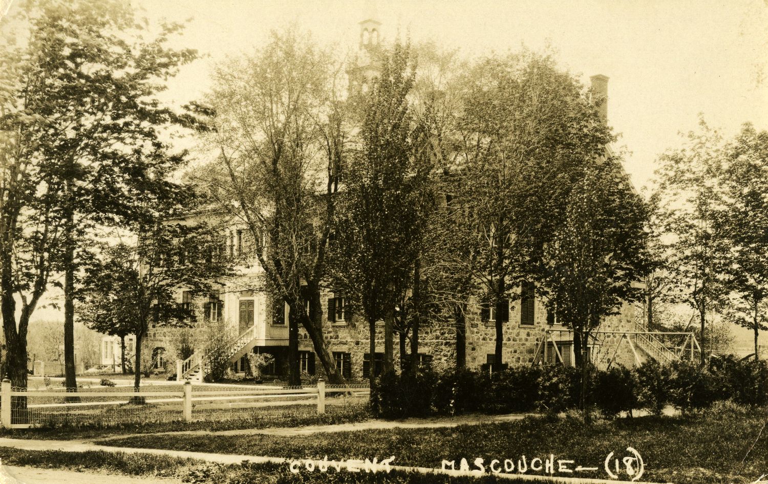 Couvent de Mascouche . - [1920]