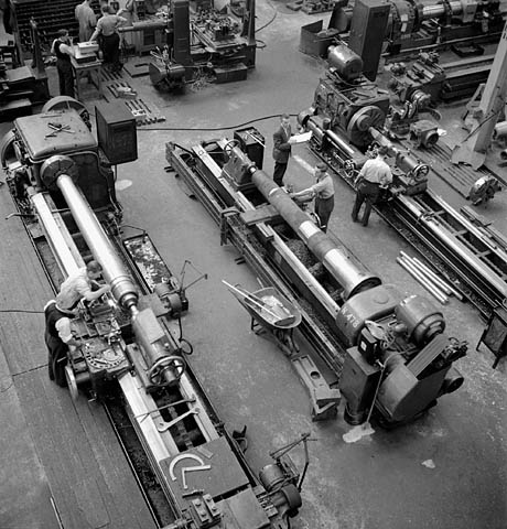 QF 4 inch Mk XVI gun manufacture Sorel industries 1943 LAC 3197381